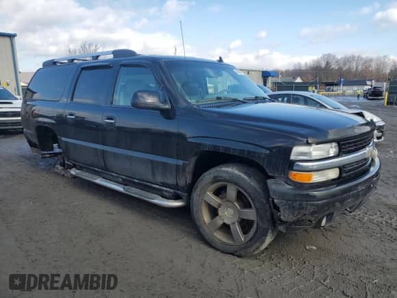 2006 Chevrolet Suburban LTZ with VIN 3GNFK16U86G117082, listed as a Copart auction lot 46850795 with 161,742 mi miles and Salvage title. Bid and sale history available at DreamBid. Image 4.