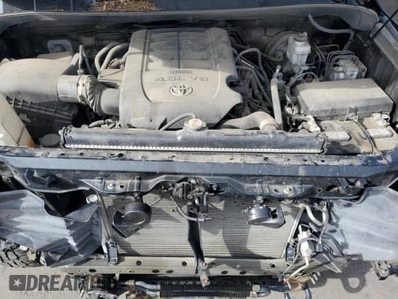 2019 Toyota Tundra SR с VIN 5TFUM5F13KX082805, выставлен на аукционе Copart как лот 75438944 с пробегом 122 236 миль миль и Списание • Salvage title. История ставок и продаж доступна на DreamBid. Изображение 11.