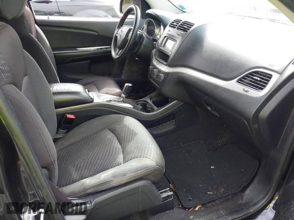 2017 Dodge Journey SXT with VIN 3C4PDCBG0HT590925, listed as a IAAI auction lot 43444981 with 99,244 mi miles and . Bid and sale history available at DreamBid. Image 5.