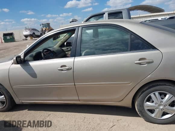 2006 Toyota Camry STD with VIN 4T1BE32K46U140544, listed as a IAAI auction lot 43478995 with 228,658 mi miles and . Bid and sale history available at DreamBid. Image 14.