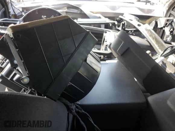 2013 Chevrolet Tahoe LS with VIN 1GNSKAE08DR335596, listed as a Copart auction lot 65375975 with Not provided miles and Salvage title. Bid and sale history available at DreamBid. Image 8.