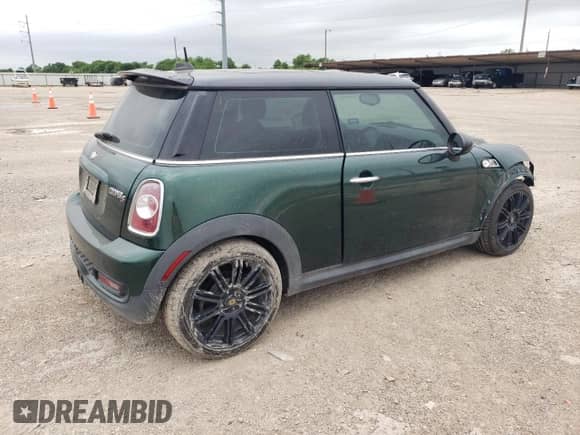 2011 MINI Hardtop S with VIN WMWSV3C52BTY21828, listed as a Copart auction lot 53895835 with 157,382 mi miles and Salvage title. Bid and sale history available at DreamBid. Image 3.