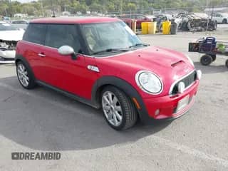 2009 MINI Hardtop S with VIN WMWMF73589TW84806, listed as a IAAI auction lot 43490926 with 88,966 mi miles and . Bid and sale history available at DreamBid. Image 1.