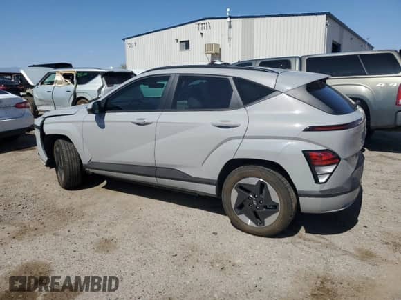 2025 Hyundai Kona SEL с VIN KM8HC3A60SU018407, выставлен на аукционе Copart как лот 60463595 с пробегом 3 671 миль миль и Списание • Salvage title. История ставок и продаж доступна на DreamBid. Изображение 2.