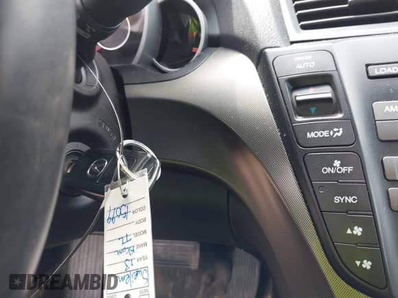 2013 Acura TL z VIN 19UUA8F28DA017359, wystawiony jako IAAI lot #42374246 z przebiegiem 188 548 mil mil oraz . Historia ofert i sprzedaży dostępna na DreamBid. Obrazek 11.