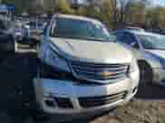 2017 Chevrolet Traverse LT with VIN 1GNKRGKD6HJ233840, listed as a Copart auction lot 87099285 with 141,459 mi miles and Salvage title. Bid and sale history available at DreamBid. Image 5.