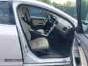 2018 Volvo S60 Inscription z VIN LYV402TKXJB162524, wystawiony jako IAAI lot #42219987 z przebiegiem 108 484 mil mil oraz . Historia ofert i sprzedaży dostępna na DreamBid. Obrazek 5.