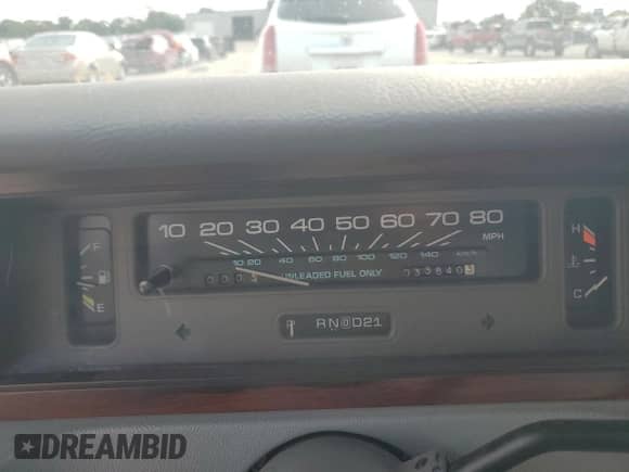 1991 Chevrolet Caprice с VIN 1G1BN53E4MW194283, выставлен на аукционе Copart как лот 71869145 с пробегом 33 840 миль миль и Списание • Salvage title. История ставок и продаж доступна на DreamBid. Изображение 9.