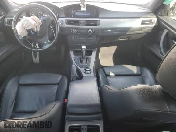 2011 BMW 3 Series 328i xDrive с VIN WBAKF5C52BE395779, выставлен на аукционе Copart как лот 70771175 с пробегом 99 245 миль миль и Списание • Salvage title. История ставок и продаж доступна на DreamBid. Изображение 8.