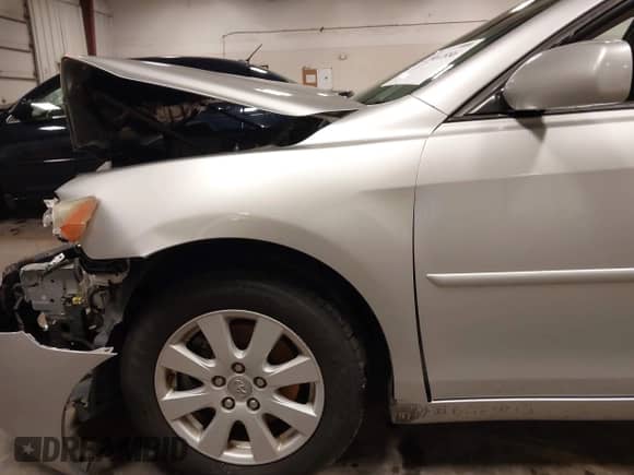 2009 Toyota Camry z VIN 4T4BE46K09R133567, wystawiony jako IAAI lot #42984886 z przebiegiem 152 037 mil mil oraz . Historia ofert i sprzedaży dostępna na DreamBid. Obrazek 17.