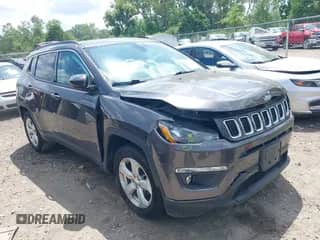 2019 Jeep Compass Latitude с VIN 3C4NJCBB1KT658435, выставлен на аукционе IAAI как лот 42837965 с пробегом 49 616 миль миль и . История ставок и продаж доступна на DreamBid. Изображение 1.