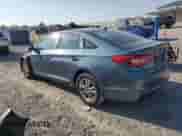 2015 Hyundai Sonata SE с VIN 5NPE24AF1FH242155, выставлен на аукционе Copart как лот 81200185 с пробегом 153 838 миль миль и Списание • Salvage title. История ставок и продаж доступна на DreamBid. Изображение 2.