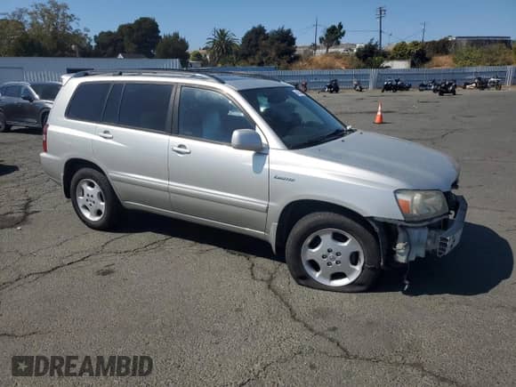 2004 Toyota Highlander с VIN JTEEP21A740022597, выставлен на аукционе Copart как лот 84035445 с пробегом 304 301 миль миль и Списание • Salvage title. История ставок и продаж доступна на DreamBid. Изображение 4.