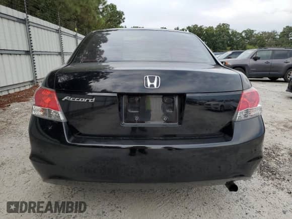 2010 Honda Accord LX z VIN 1HGCP2E39AA085005, wystawiony jako Copart lot #81122995 z przebiegiem 157 765 mil mil oraz Czysty tytuł • Clean title. Historia ofert i sprzedaży dostępna na DreamBid. Obrazek 6.