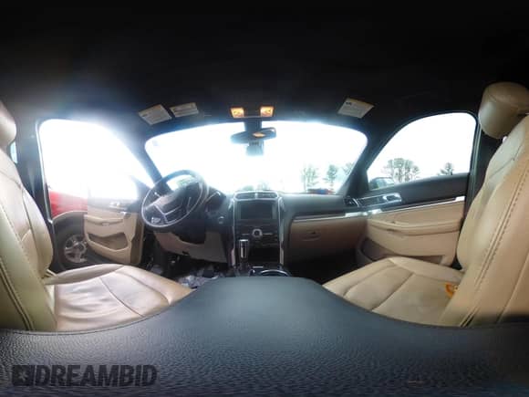 2017 Ford Explorer Limited z VIN 1FM5K7F82HGC02651, wystawiony jako IAAI lot #42257873 z przebiegiem 112 111 mil mil oraz . Historia ofert i sprzedaży dostępna na DreamBid. Obrazek 18.