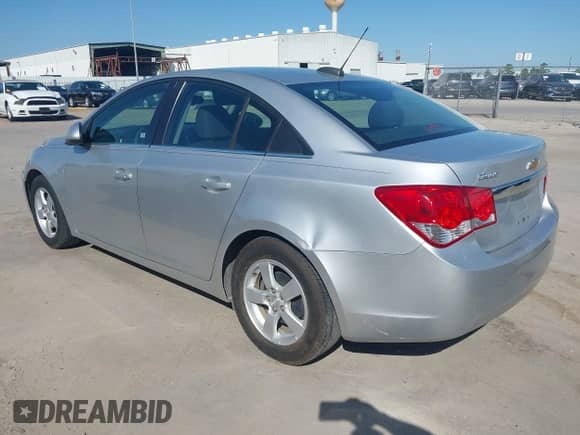 2016 Chevrolet Cruze LT с VIN 1G1PE5SB2G7204613, выставлен на аукционе IAAI как лот 43426839 с пробегом 100 158 миль миль и . История ставок и продаж доступна на DreamBid. Изображение 3.