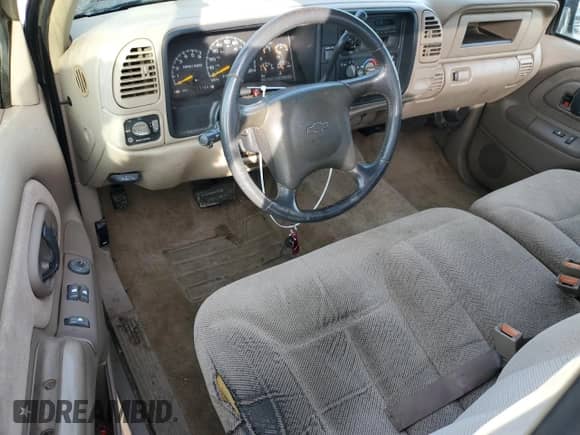 1999 Chevrolet Silverado 3500 с VIN 1GCGC34R0XR707864, выставлен на аукционе Copart как лот 42240935 с пробегом 177 988 миль миль и Списание • Salvage title. История ставок и продаж доступна на DreamBid. Изображение 8.