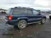 2004 Jeep Grand Cherokee Overland с VIN 1J8GW68JX4C264949, выставлен на аукционе Copart как лот 82306755 с пробегом 258 711 миль миль и Списание • Salvage title. История ставок и продаж доступна на DreamBid. Изображение 3.