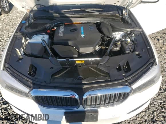 2018 BMW 5 Series 530e xDrive with VIN WBAJB1C55JB083990, listed as a Copart auction lot 90088915 with 149,281 mi miles and Clean title. Bid and sale history available at DreamBid. Image 11.