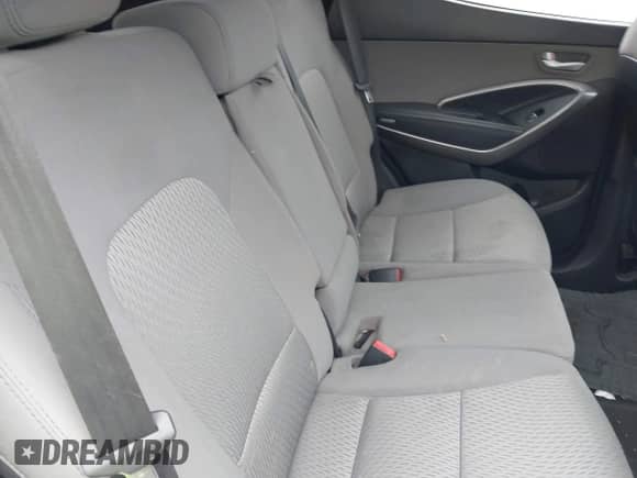 2016 Hyundai Santa Fe с VIN 5XYZT3LB5GG335983, выставлен на аукционе IAAI как лот 43254740 с пробегом 143 806 миль миль и . История ставок и продаж доступна на DreamBid. Изображение 8.