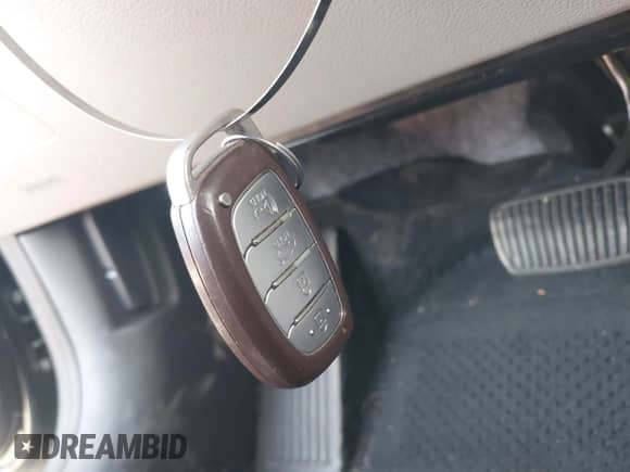 2019 Hyundai Sonata Sport с VIN 5NPE34AF2KH819993, выставлен на аукционе IAAI как лот 43233117 с пробегом 30 970 миль миль и . История ставок и продаж доступна на DreamBid. Изображение 11.