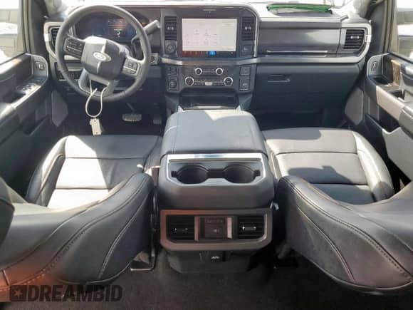 2025 Ford F-250 XL с VIN 1FT8W2BN5SEC04594, выставлен на аукционе Copart как лот 83946105 с пробегом 5 386 миль миль и Списание • Salvage title. История ставок и продаж доступна на DreamBid. Изображение 8.