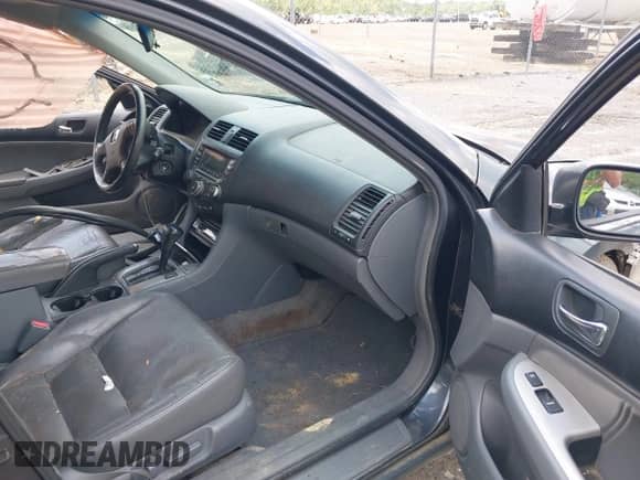 2005 Honda Accord EX-L с VIN 1HGCM66585A050722, выставлен на аукционе IAAI как лот 42985301 с пробегом 202 543 миль миль и . История ставок и продаж доступна на DreamBid. Изображение 5.