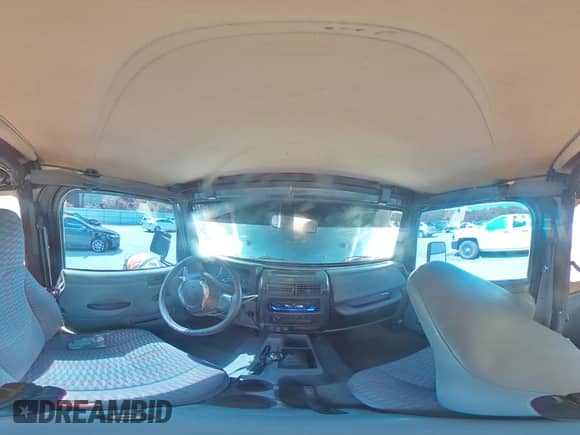 1998 Jeep Wrangler Sport z VIN 1J4FY19S1WP703520, wystawiony jako Copart lot #65905945 z przebiegiem 176 228 mil mil oraz Szkoda całkowita • Salvage title. Historia ofert i sprzedaży dostępna na DreamBid. Obrazek 14.