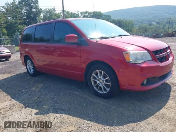 2012 Dodge Grand Caravan R/T z VIN 2C4RDGEG5CR323108, wystawiony jako IAAI lot #43014269 z przebiegiem 197 174 mil mil oraz . Historia ofert i sprzedaży dostępna na DreamBid. Obrazek 1.