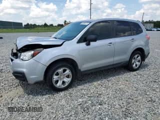 2018 Subaru Forester z VIN JF2SJAAC3JG429888, wystawiony jako Copart lot #69280415 z przebiegiem 215 385 mil mil oraz Szkoda całkowita • Salvage title. Historia ofert i sprzedaży dostępna na DreamBid. Obrazek 1.