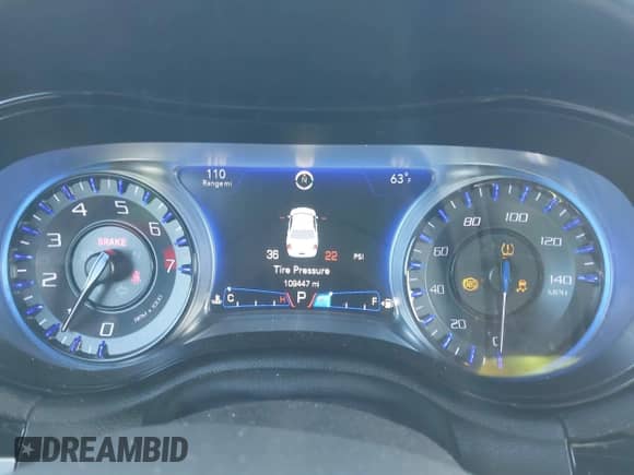2017 Chrysler 300 S с VIN 2C3CCABG0HH599708, выставлен на аукционе IAAI как лот 41864478 с пробегом 108 447 миль миль и . История ставок и продаж доступна на DreamBid. Изображение 7.
