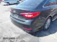 2015 Hyundai Sonata Limited with VIN 5NPE34AF0FH153030, listed as a IAAI auction lot 43031065 with Not provided miles and . Bid and sale history available at DreamBid. Image 4.