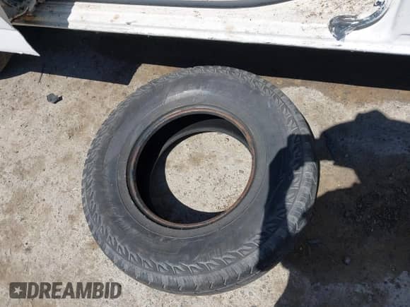 2004 Chevrolet Express Cargo with VIN 1GCFG15X541131474, listed as a IAAI auction lot 42749376 with Not provided miles and . Bid and sale history available at DreamBid. Image 11.