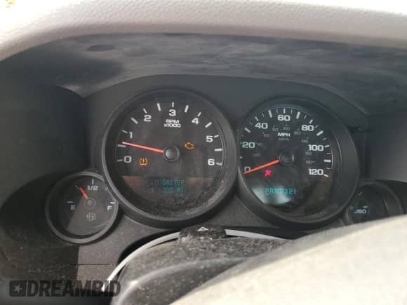 2009 Chevrolet Silverado 1500 Work Truck with VIN 1GCEC14C49Z159779, listed as a Copart auction lot 63124245 with 176,305 mi miles and Clean title. Bid and sale history available at DreamBid. Image 9.