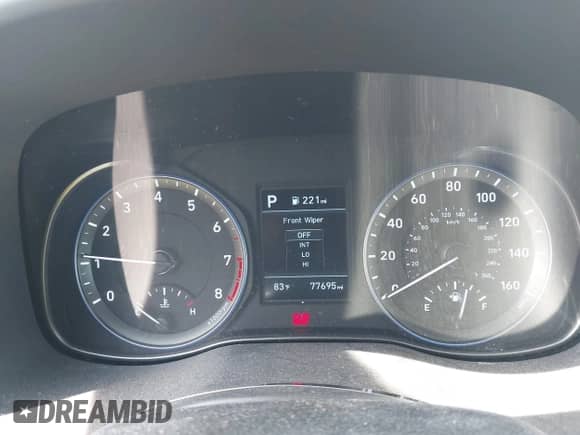 2019 Hyundai Kona SE z VIN KM8K12AA1KU246913, wystawiony jako IAAI lot #43275699 z przebiegiem 77 695 mil mil oraz . Historia ofert i sprzedaży dostępna na DreamBid. Obrazek 7.