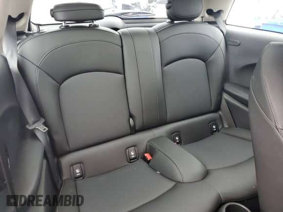 2019 MINI Hardtop Cooper S z VIN WMWXP7C53K2A53356, wystawiony jako Copart lot #84743025 z przebiegiem 80 211 mil mil oraz Szkoda całkowita • Salvage title. Historia ofert i sprzedaży dostępna na DreamBid. Obrazek 10.