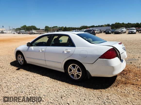 2006 Honda Accord EX-L с VIN 1HGCM568X6A129282, выставлен на аукционе Copart как лот 71073745 с пробегом 195 059 миль миль и На запчасти • Non repairable. История ставок и продаж доступна на DreamBid. Изображение 2.