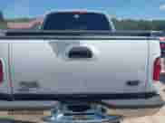 2002 Ford F-150 XLT с VIN 1FTRW08LX2KE18125, выставлен на аукционе IAAI как лот 42758951 с пробегом 137 094 миль миль и . История ставок и продаж доступна на DreamBid. Изображение 6.