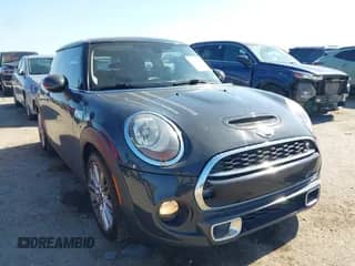 2015 MINI Hardtop S с VIN WMWXP7C59F2A35675, выставлен на аукционе IAAI как лот 42824945 с пробегом 88 399 миль миль и . История ставок и продаж доступна на DreamBid. Изображение 1.