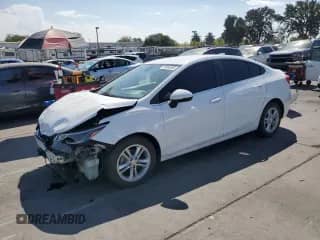 2018 Chevrolet Cruze LT с VIN 1G1BE5SMXJ7181035, выставлен на аукционе Copart как лот 70885385 с пробегом 115 122 миль миль и Списание • Salvage title. История ставок и продаж доступна на DreamBid. Изображение 1.