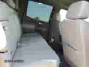 2019 GMC Sierra 1500 SLT с VIN 1GTU9DED8KZ163424, выставлен на аукционе Copart как лот 67460715 с пробегом 101 710 миль миль и Списание • Salvage title. История ставок и продаж доступна на DreamBid. Изображение 10.