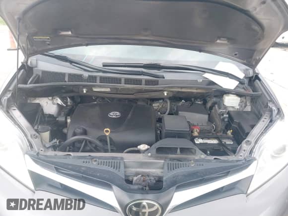2020 Toyota Sienna LE with VIN 5TDKZ3DC6LS030934, listed as a IAAI auction lot 43066835 with 173,707 mi miles and . Bid and sale history available at DreamBid. Image 10.