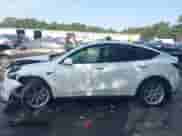 2022 Tesla Model Y Long Range z VIN 7SAYGDEE2NF431316, wystawiony jako IAAI lot #42625983 z przebiegiem 26 748 mil mil oraz . Historia ofert i sprzedaży dostępna na DreamBid. Obrazek 14.