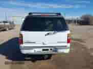 2005 Chevrolet Suburban LT z VIN 3GNEC16Z95G288863, wystawiony jako IAAI lot #41653675 z przebiegiem 309 977 mil mil oraz . Historia ofert i sprzedaży dostępna na DreamBid. Obrazek 16.