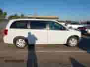 2017 Dodge Grand Caravan SE Plus с VIN 2C4RDGBG5HR550052, выставлен на аукционе IAAI как лот 43045925 с пробегом 66 680 миль миль и . История ставок и продаж доступна на DreamBid. Изображение 14.