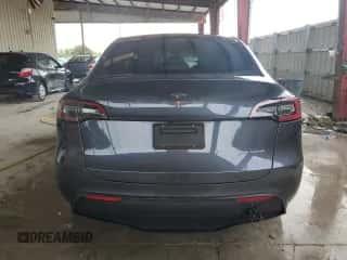 2022 Tesla Model Y Long Range with VIN 7SAYGDEE9NA005748, listed as a Copart auction lot 62662084 with 19,912 mi miles and Non repairable. Bid and sale history available at DreamBid. Image 6.