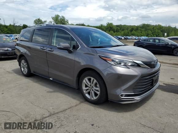 2022 Toyota Sienna Platinum с VIN 5TDESKFC1NS058068, выставлен на аукционе Copart как лот 62939955 с пробегом 43 396 миль миль и Списание • Salvage title. История ставок и продаж доступна на DreamBid. Изображение 4.