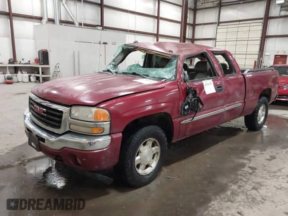 2005 GMC Sierra 1500 SLE with VIN 2GTEK19B551288460, listed as a IAAI auction lot 41543395 with 303,314 mi miles and . Bid and sale history available at DreamBid. Image 2.