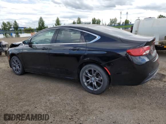 2015 Chrysler 200 LX с VIN 1C3CCCFB4FN639433, выставлен на аукционе Copart как лот 67973255 с пробегом 256 286 миль миль и Списание • Salvage title. История ставок и продаж доступна на DreamBid. Изображение 2.