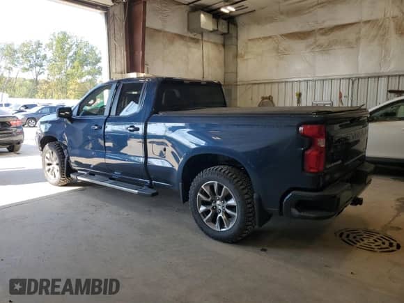 2019 Chevrolet Silverado 1500 RST with VIN 1GCRYEEDXKZ197301, listed as a Copart auction lot 82302595 with 68,594 mi miles and Salvage title. Bid and sale history available at DreamBid. Image 2.